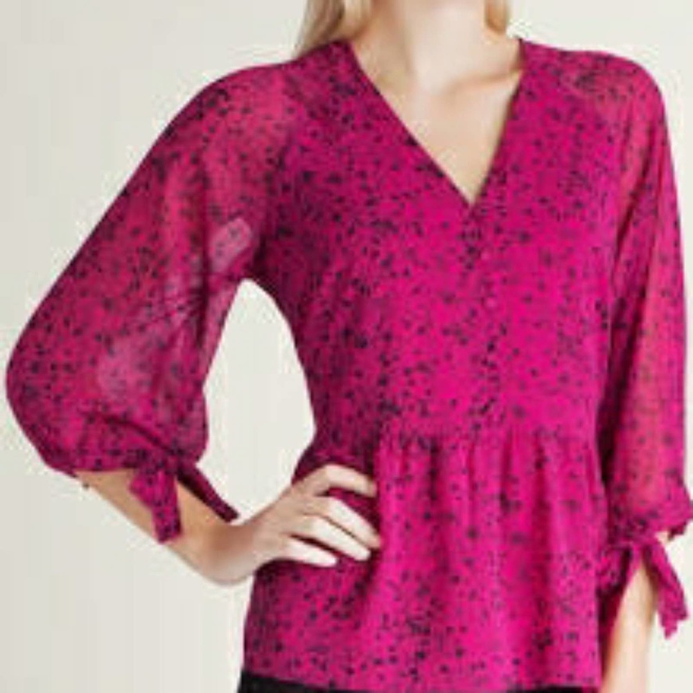 Kensie pink floral button down blouse | Sheer sleeves | Ruffle waist | Large